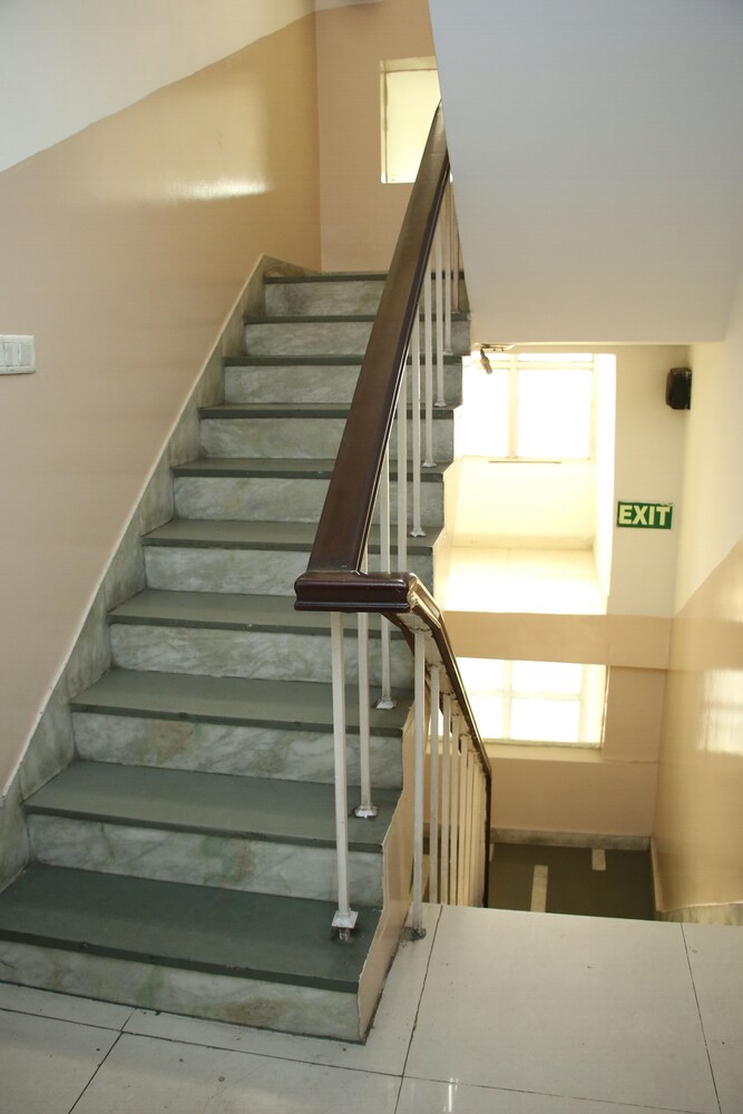 Hotel Grace At Karol Bagh 27/45