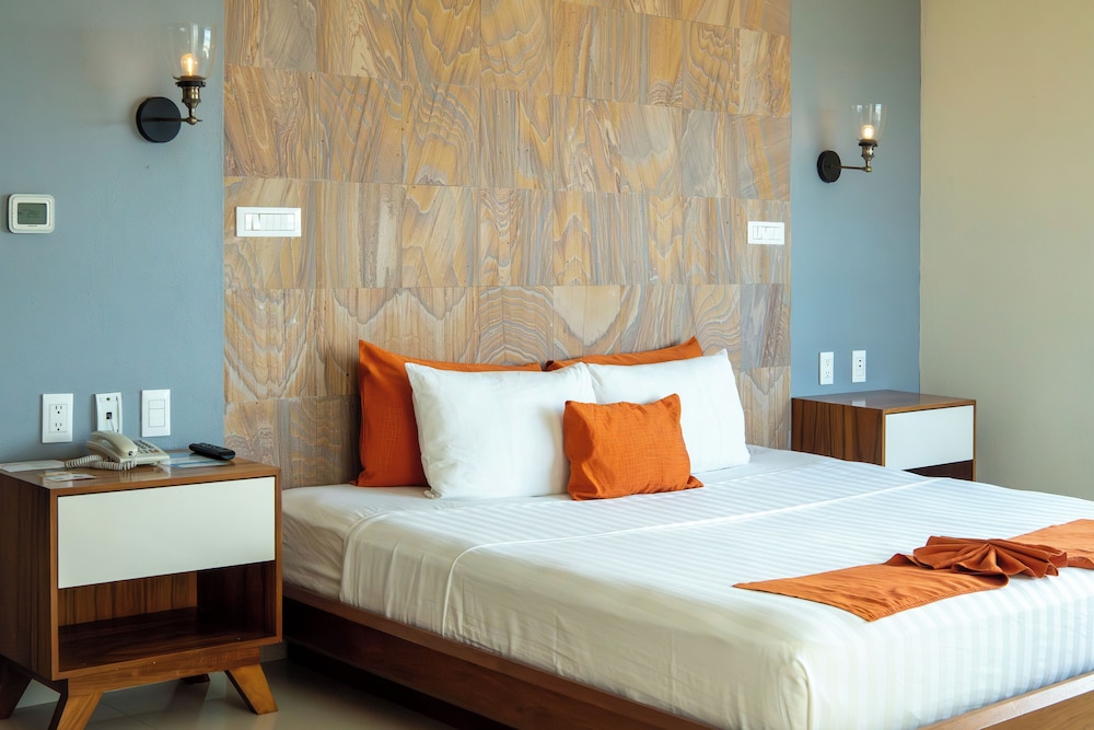 Senior, Suite, King Bed، Artisan Family Hotels & Resort Collection Playa Esmeralda 5/10