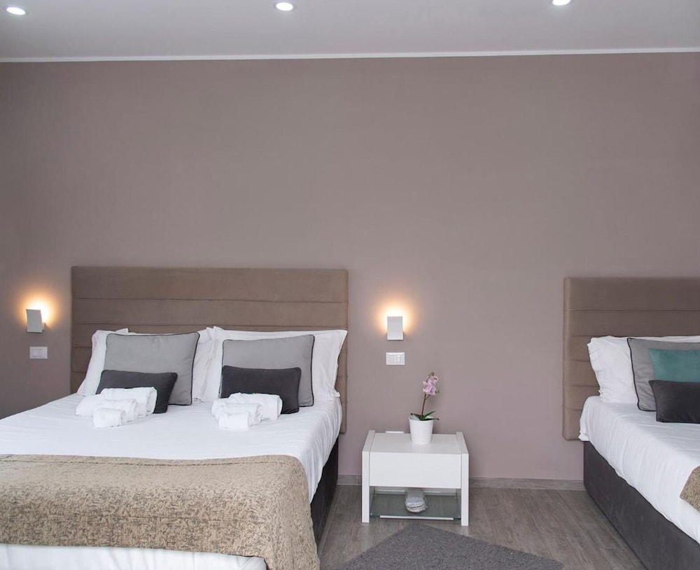 247 Luxuryrooms 9/50