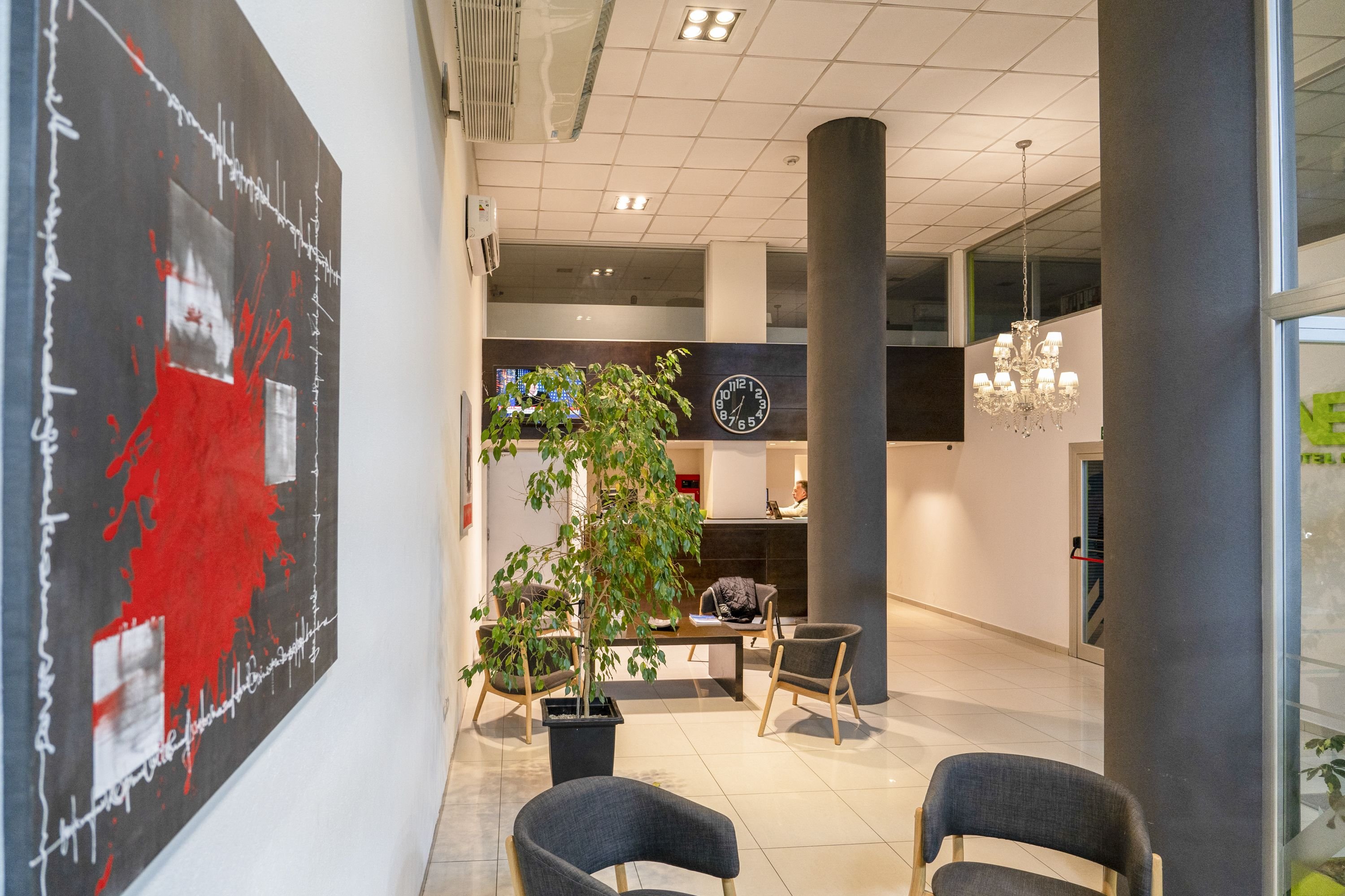 Hotel Neu 354 3/11