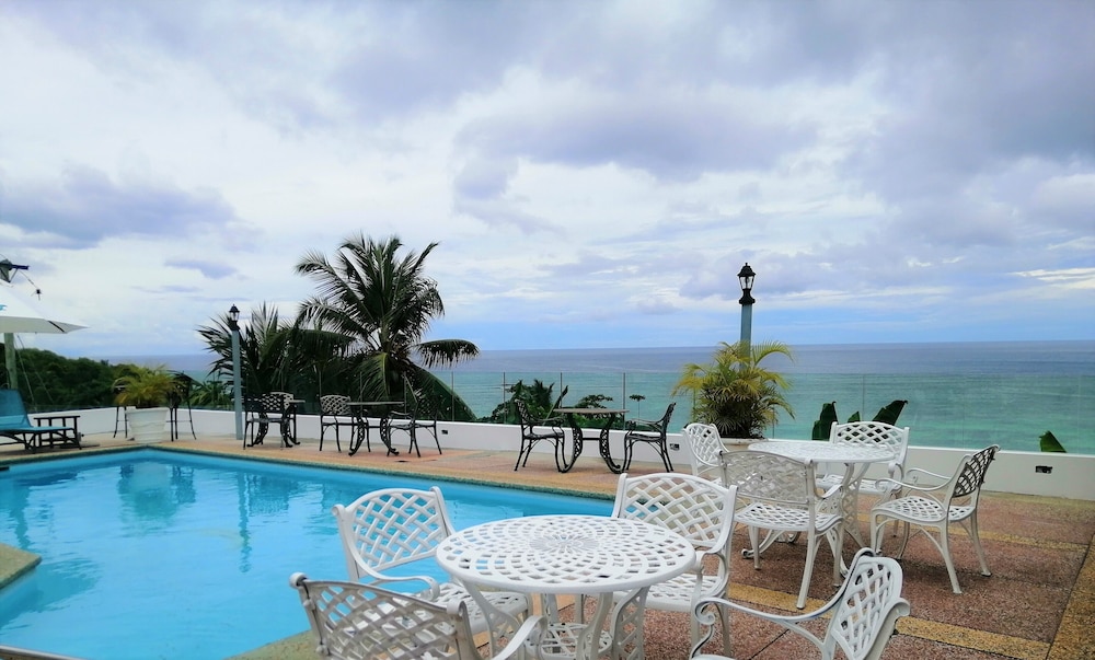 Le Relax Hotel and Restaurant 44/47