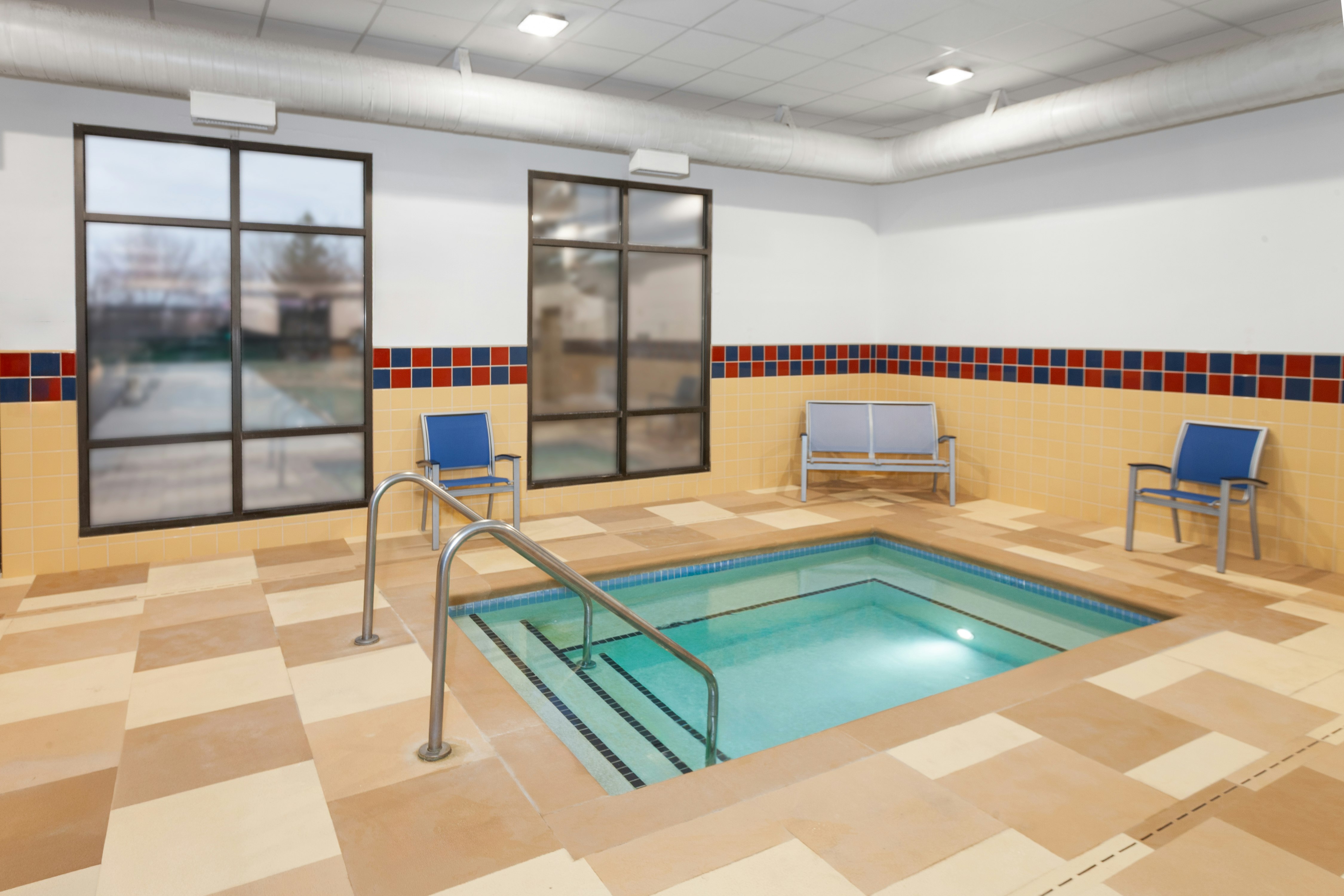 Hampton Inn & Suites Alexandria MN 18/50