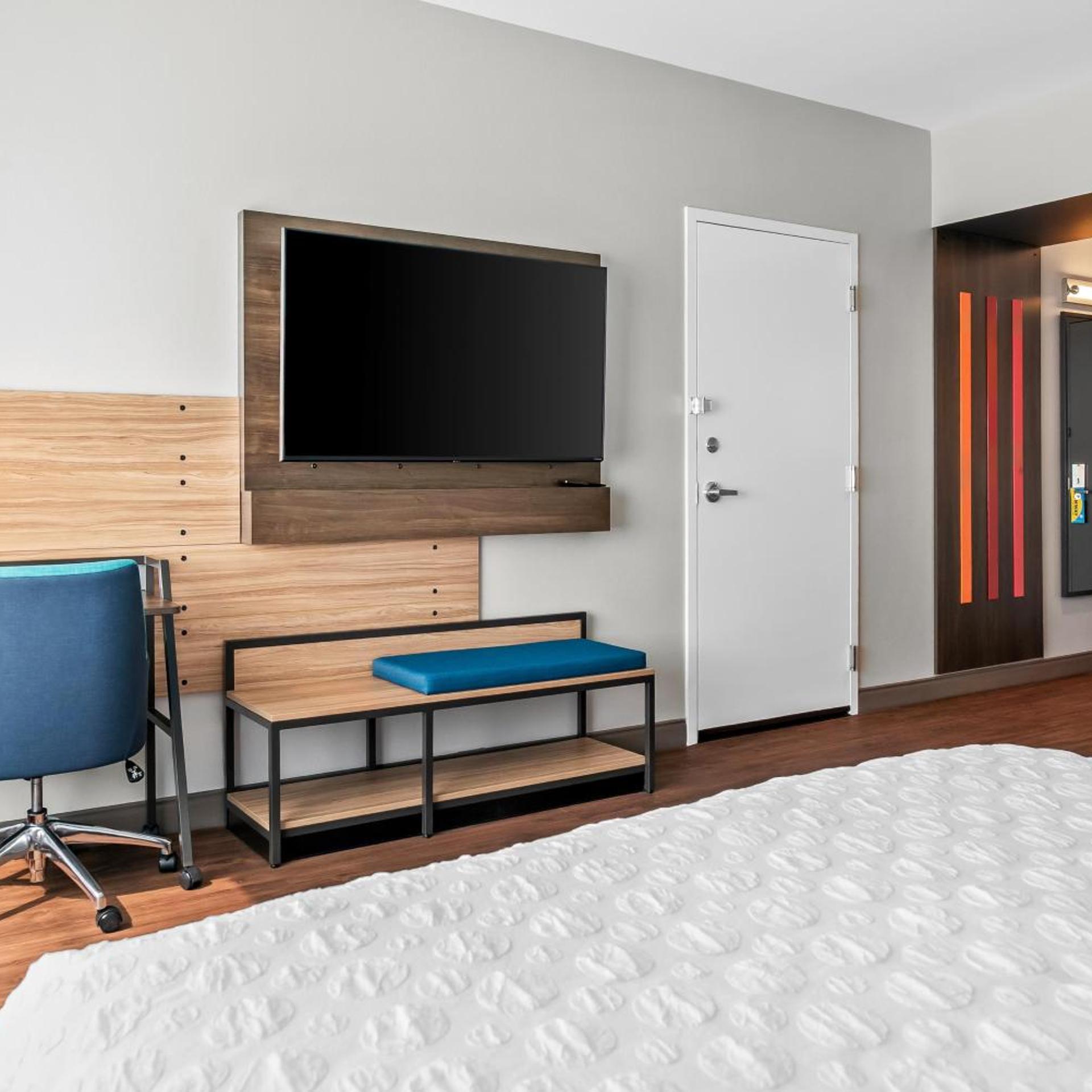Tru by Hilton Hagerstown 40/52