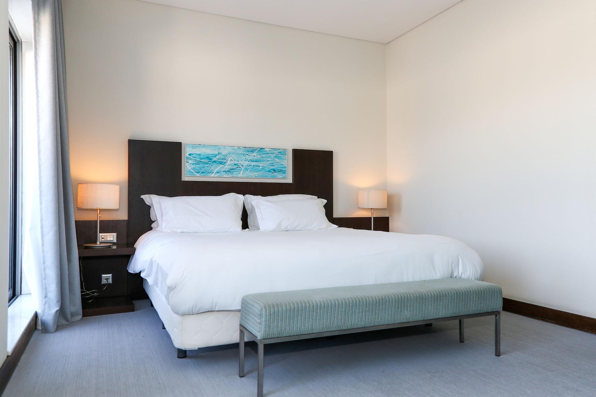 Basic, Double or Twin Bed