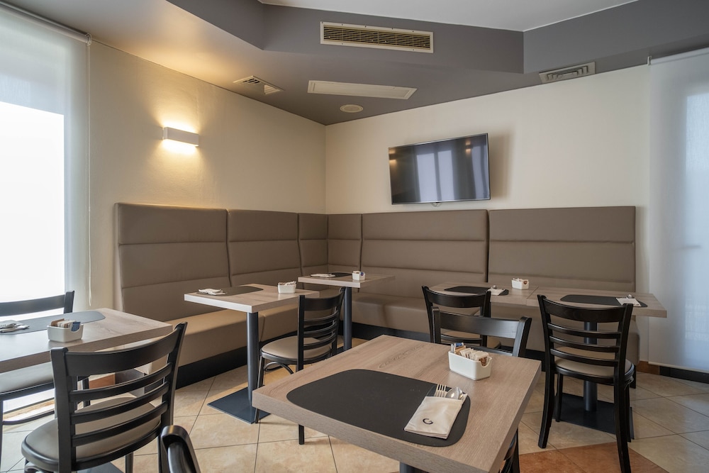 Hotel Guerro 53/66