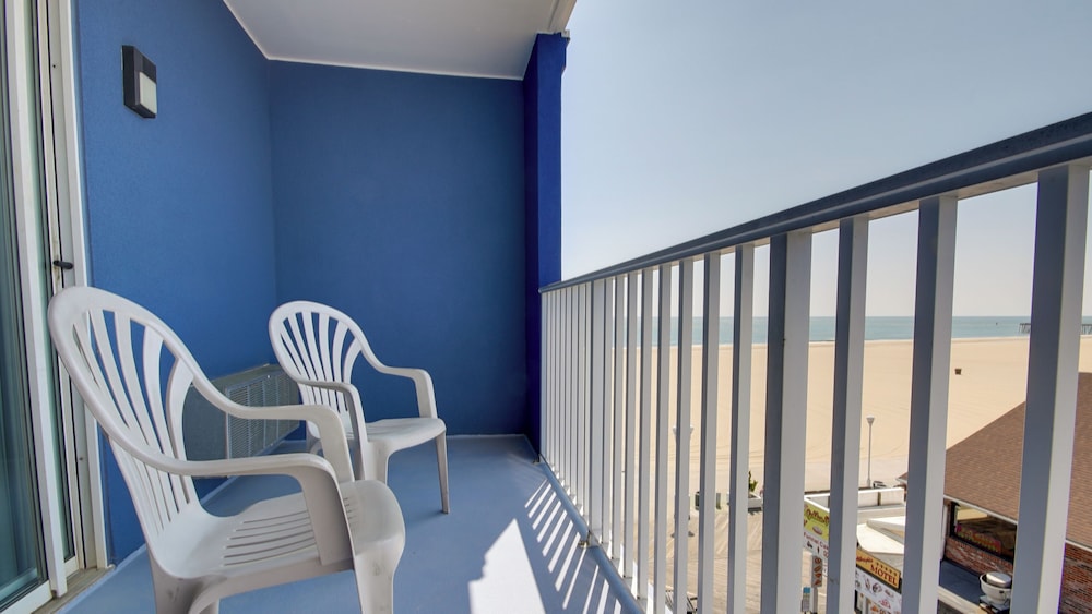 Ocean 1 Hotel and Suites photo5
