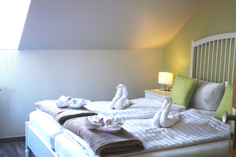 REGIOHOTEL Pfalzer Hof Wernigerode 26/68