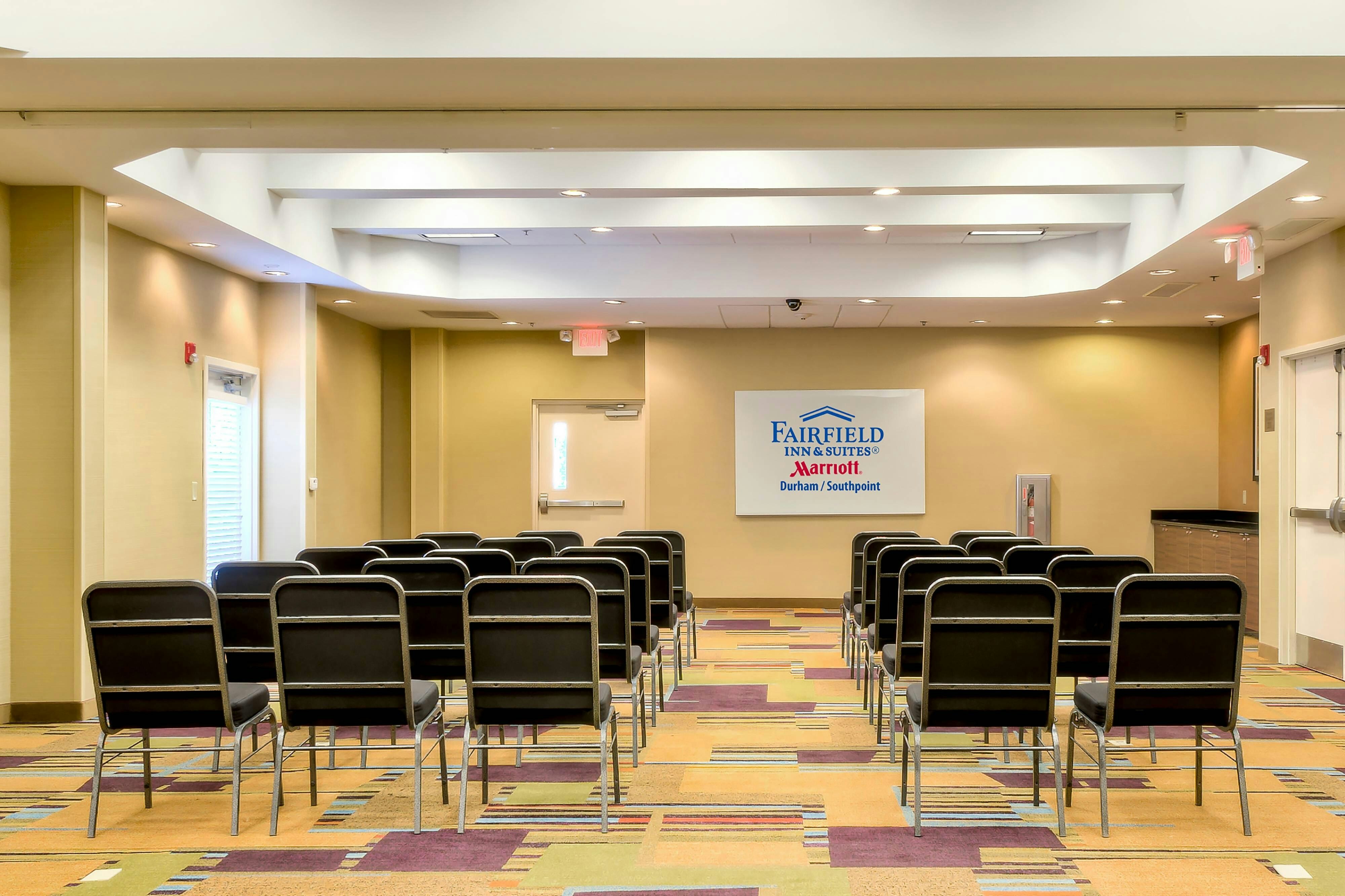 Fairfield Inn Suites Durham Southpoint 21/26