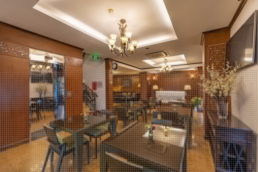 Chu Hotel 49/70