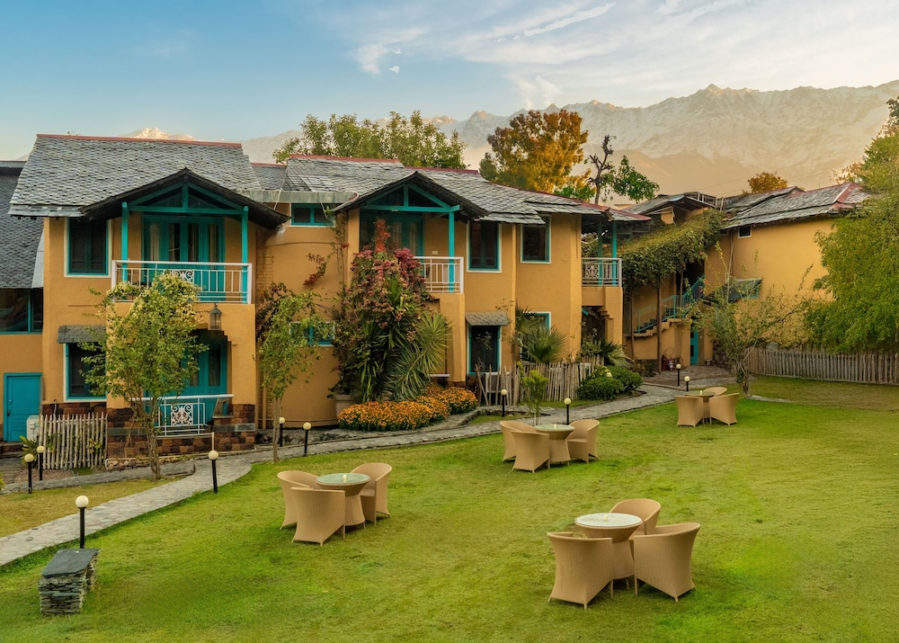 Tree Of Life Birdsong Chalets, Dharamshala 48/50