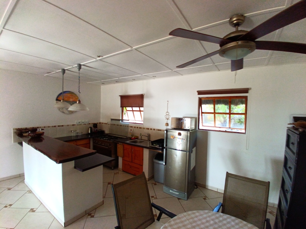Blue Moon Beach Holiday Resort 3/32