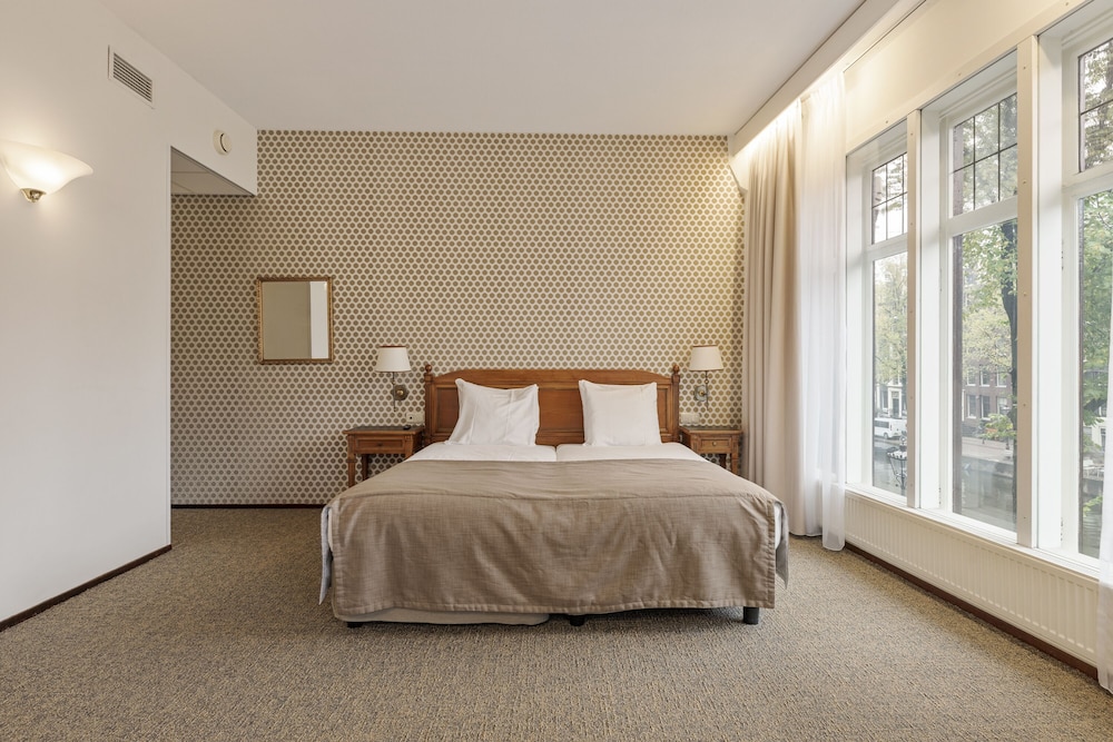 Dikker And Thijs Fenice Hotel 30/73