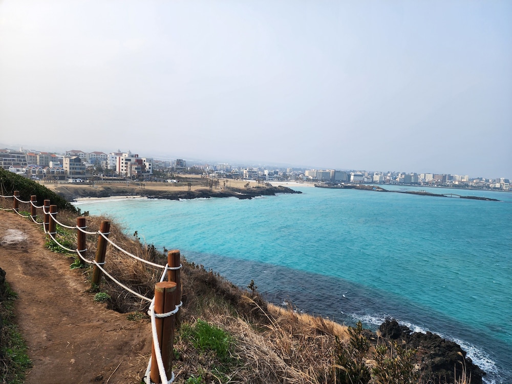 Ramada by Wyndham Jeju Hamdeok 66/70