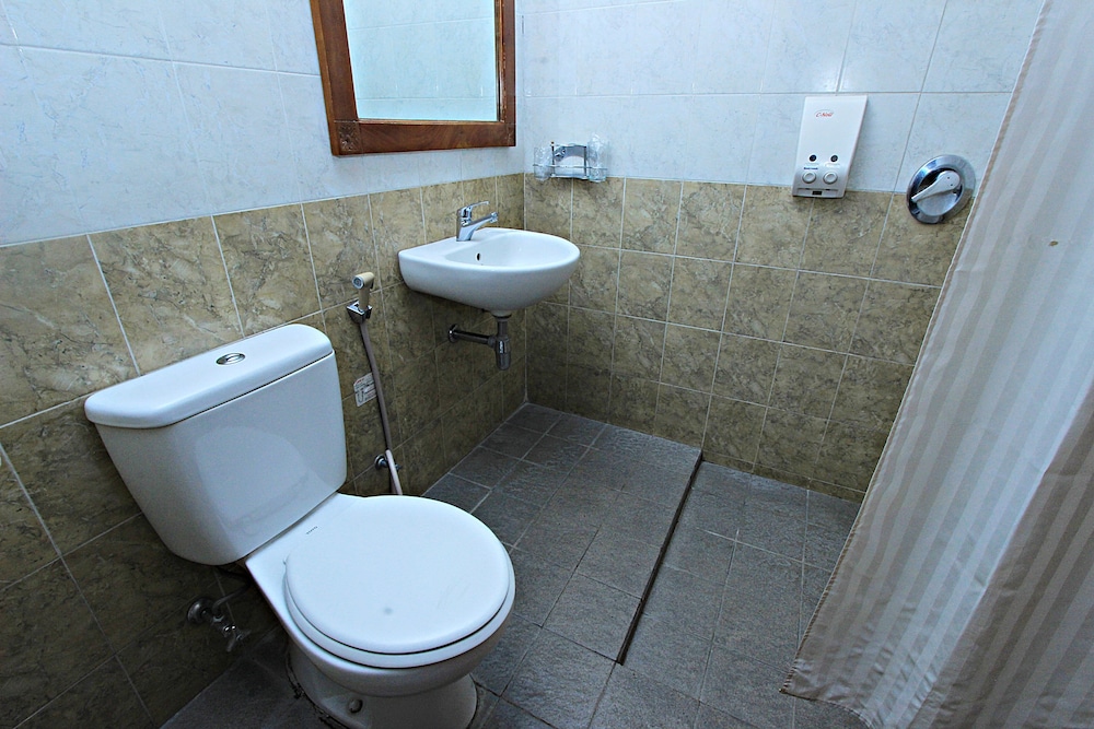 Griya Sentana Hotel Jogjakarta 30/45
