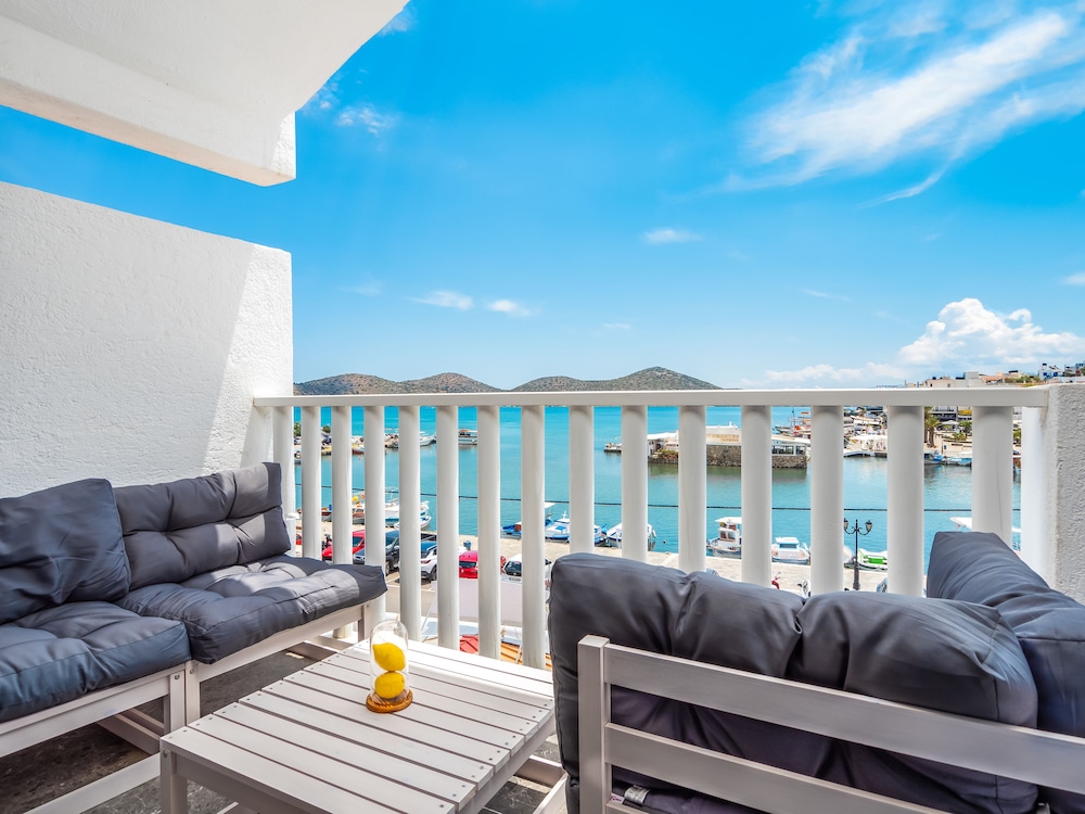 Kalypso Hotel 27/48