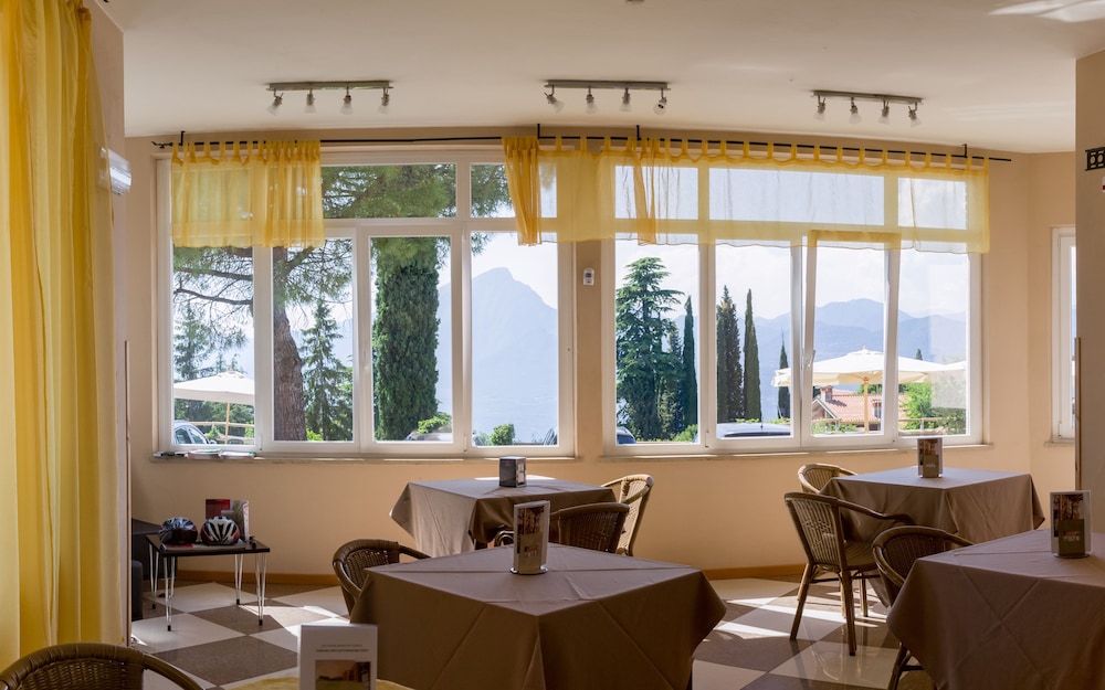 Hotel Bellavista 63/92