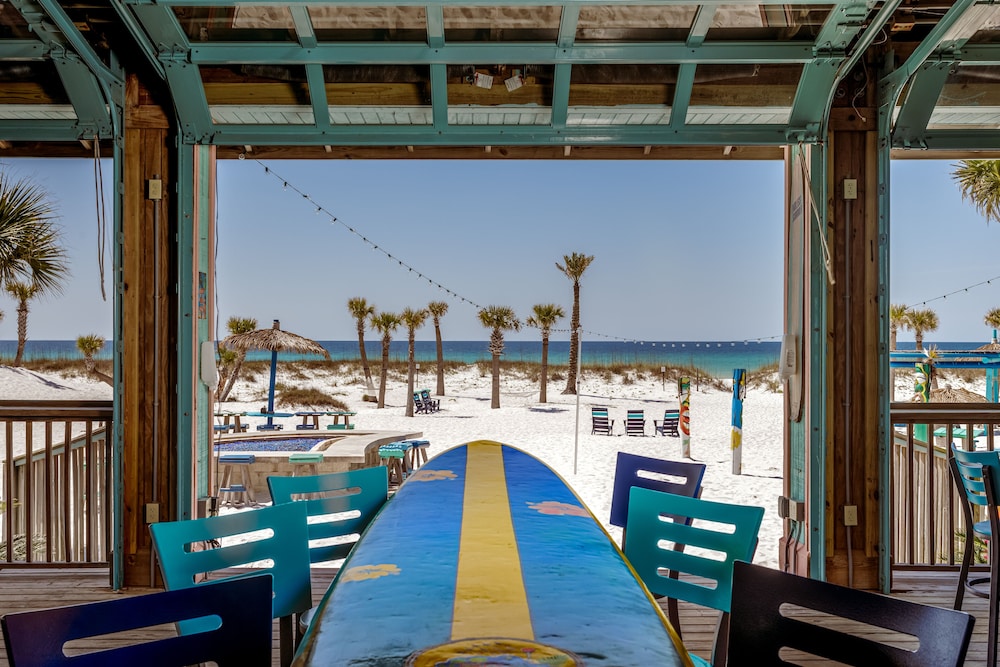 The Pensacola Beach Resort 46/74