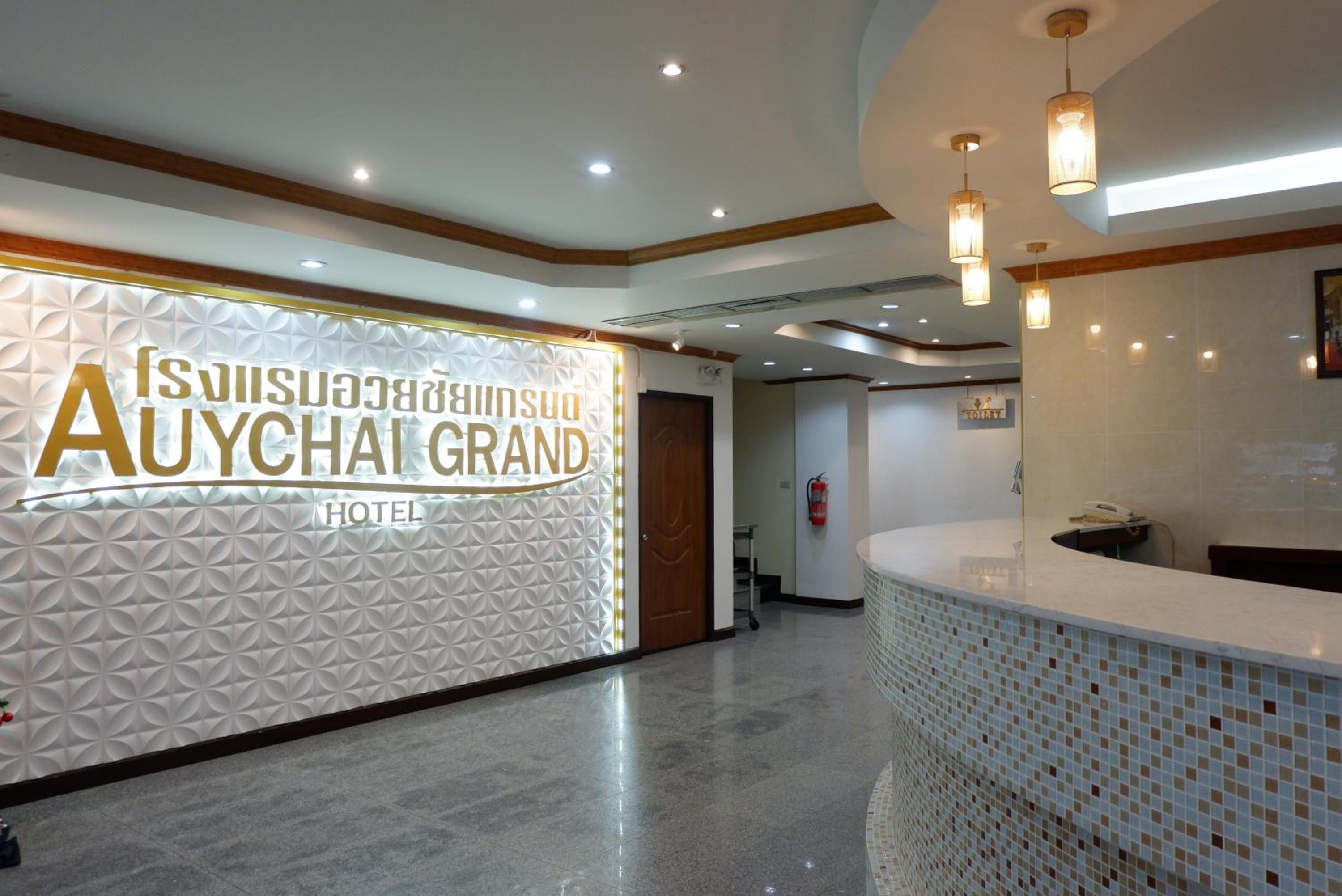 Auychai Grand Hotel 10/50