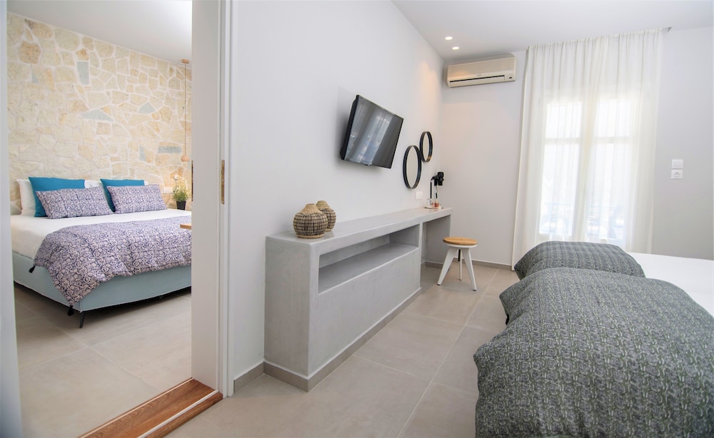 Vigla Hotel 30/75