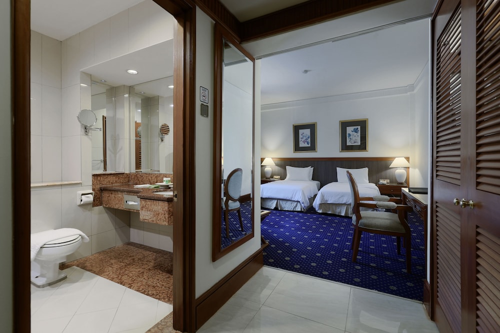 The Jesselton Hotel 50/50
