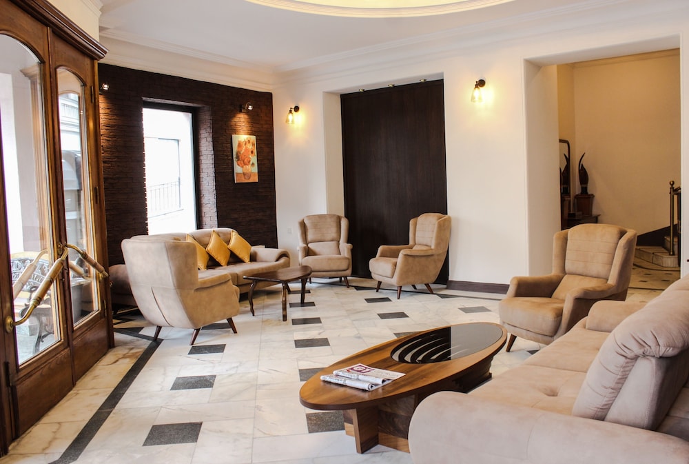 Diplomat Hotel Tbilisi 34/50
