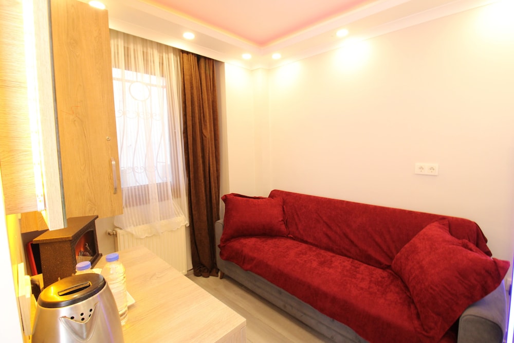 Sahrakent Suite 22/50