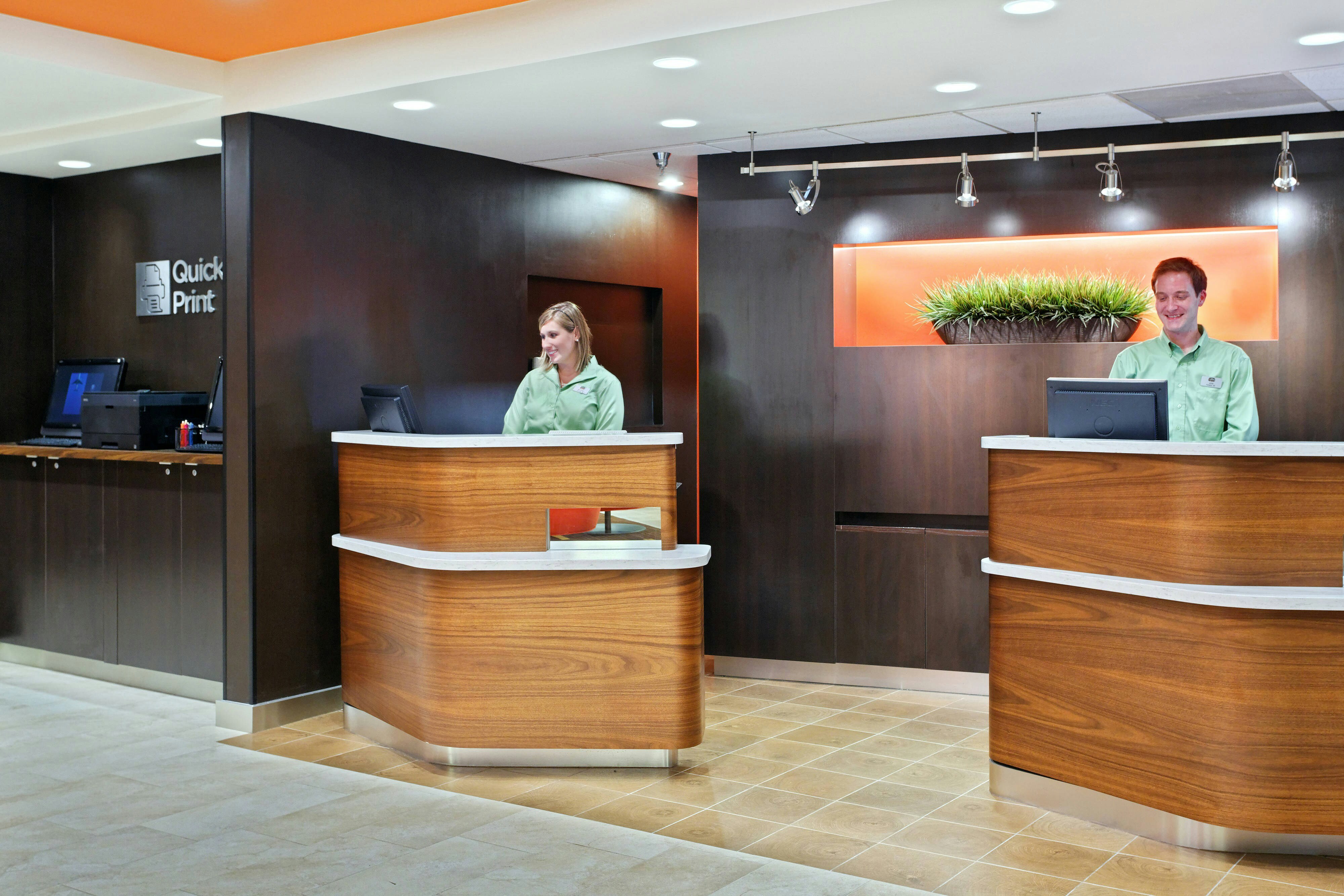 Courtyard By Marriott Knoxville Cedar Bluff 4/39