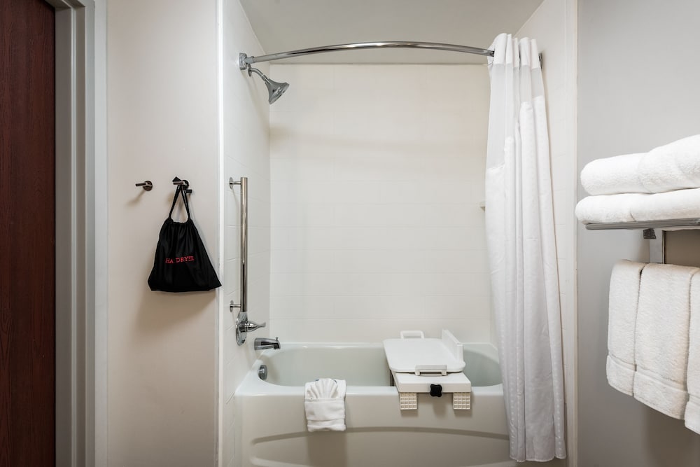 Holiday Inn Express Hotel And Suites Bartow 23/57
