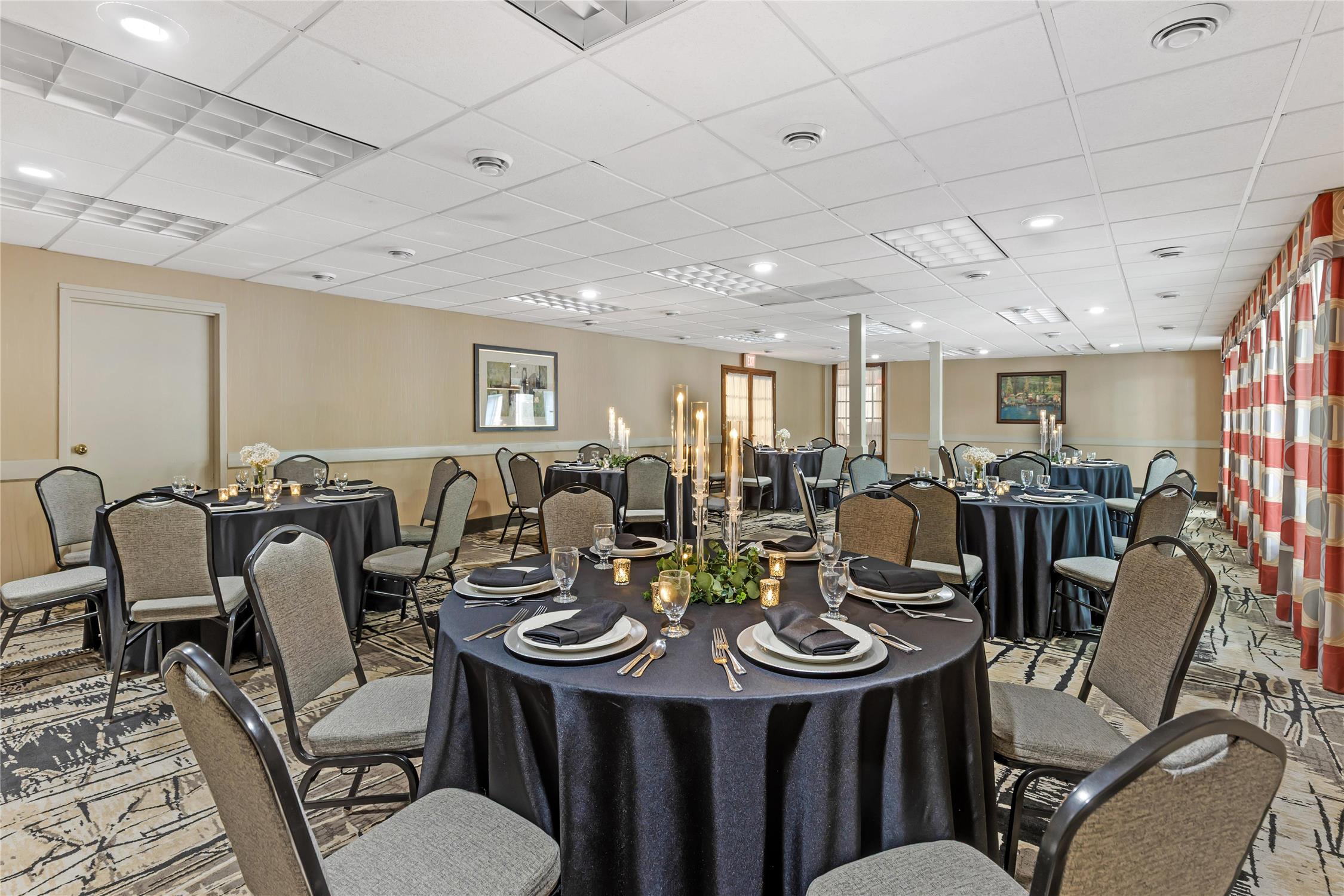 Best Western Holiday Lodge 30/42