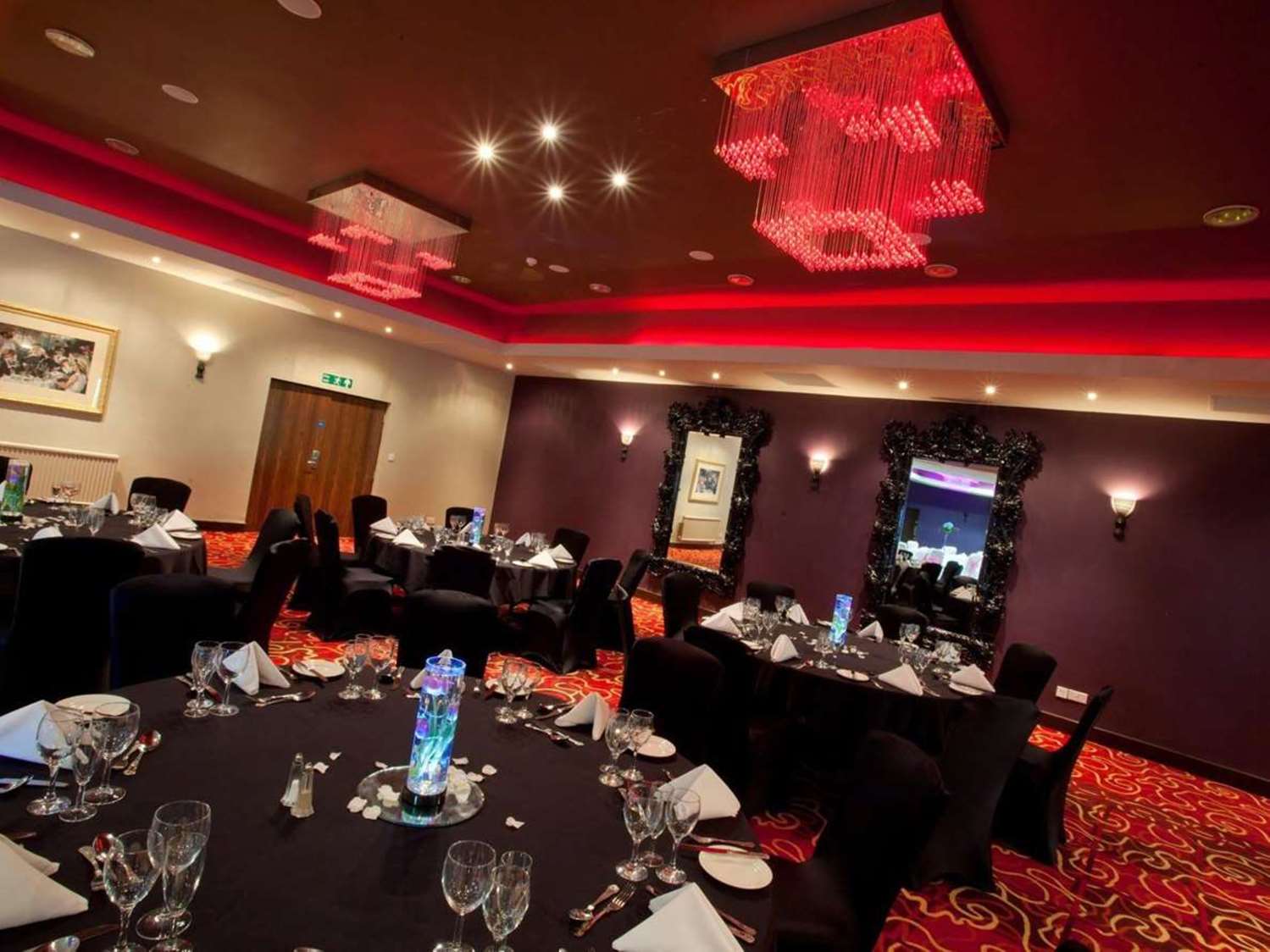 Gloucester Robinswood Hotel By Sunday 23/23