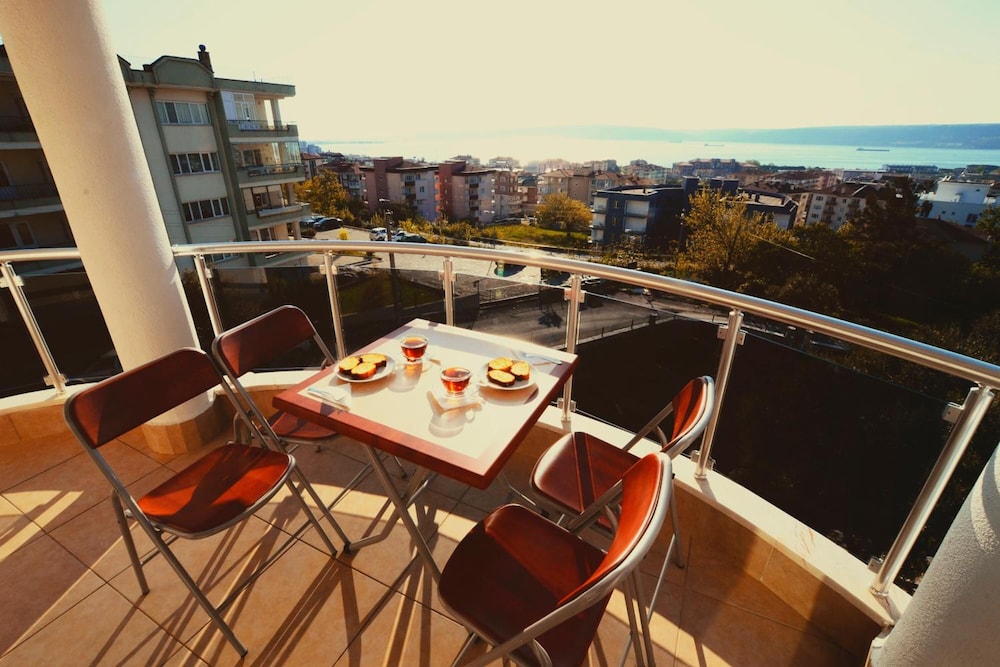 Dort Mevsim Suit Otel 32/47