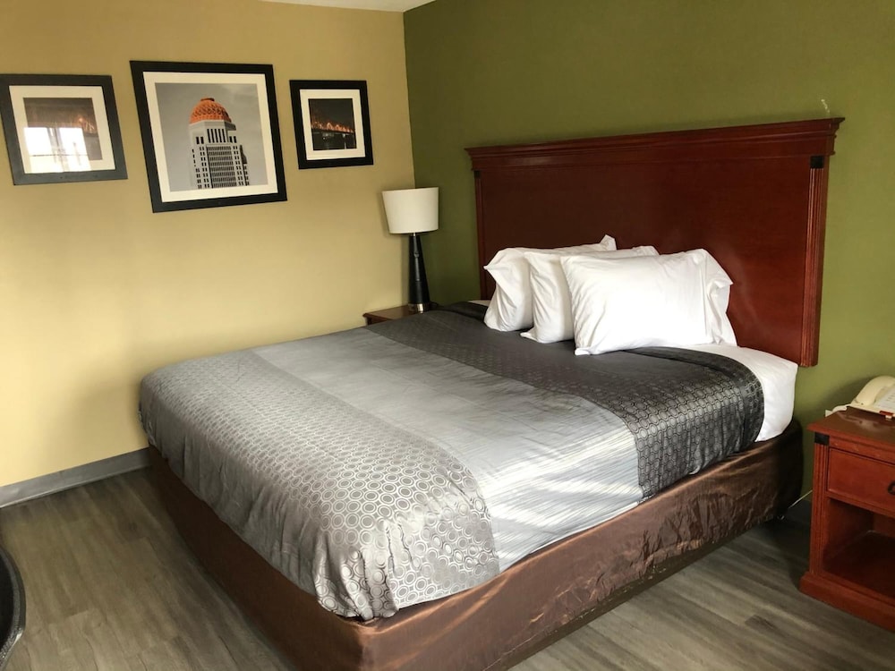 Deluxe Inn & Suites By OYO Miami OK 24/51