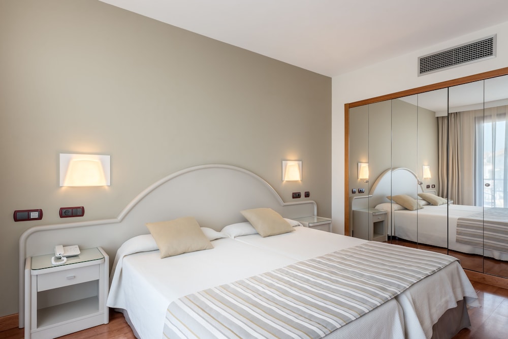 Gran Hotel Costa del Sol 25/65