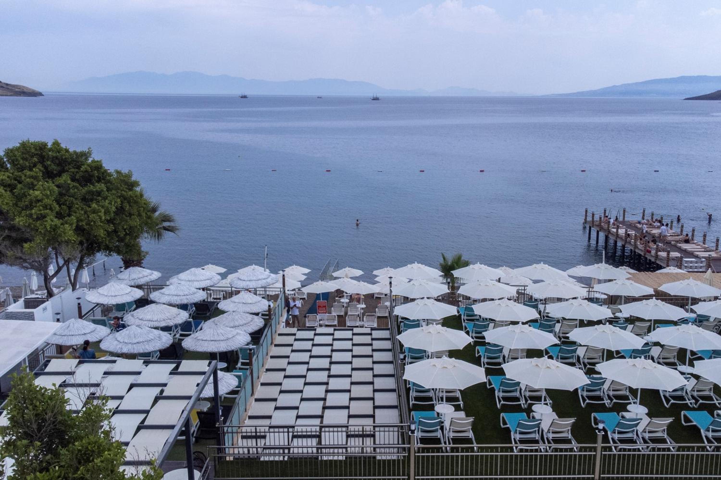 Amfora Otel 2/53