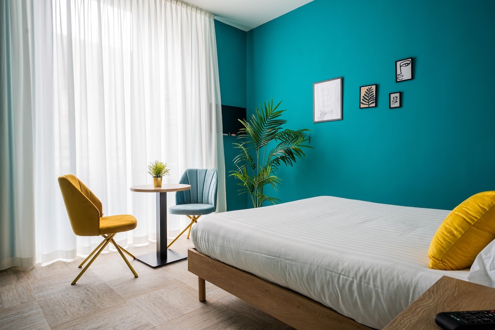 B&B Pontenuovo Bed 9/28