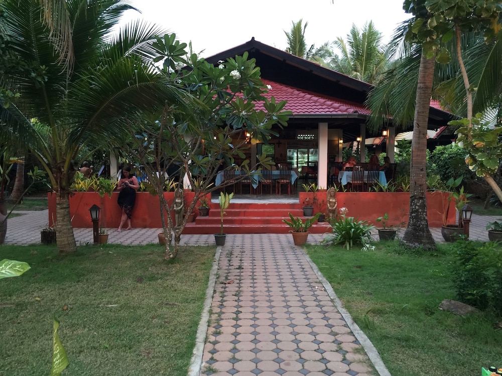 Noble House Beach Resort 1/63