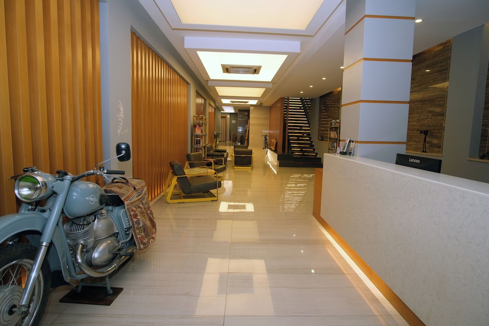 Nur Hotel 64/73