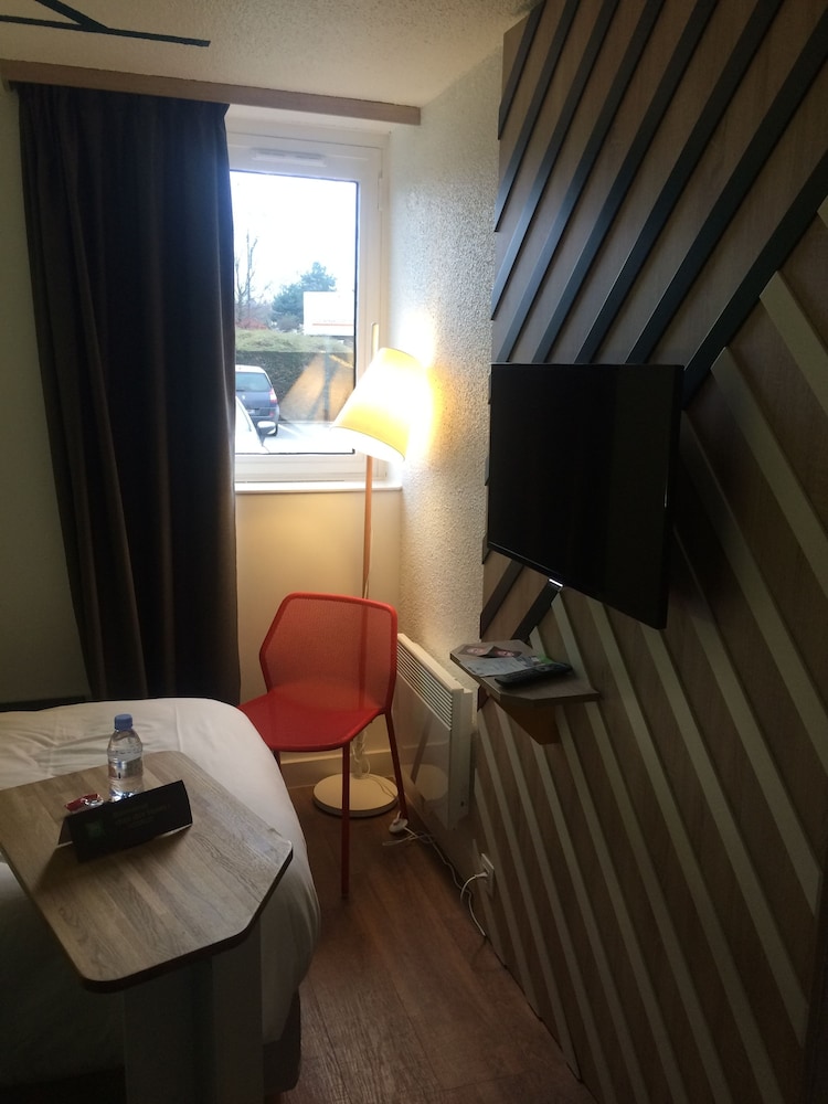 Ibis Styles Rouen Val-de-Reuil 47/78