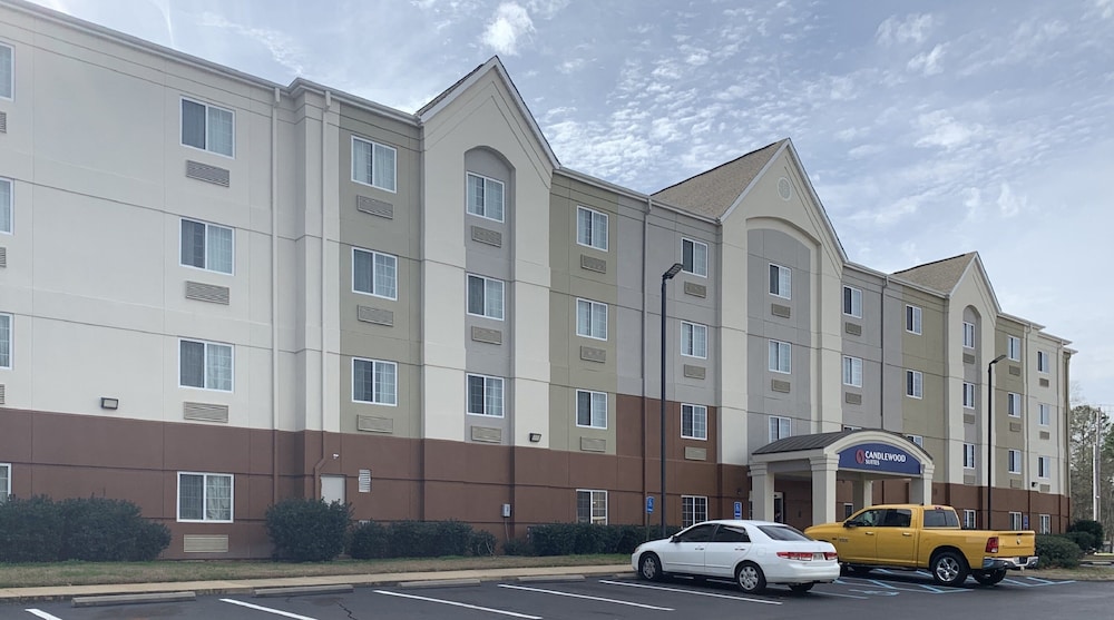 Candlewood Suites Pearl 3/59