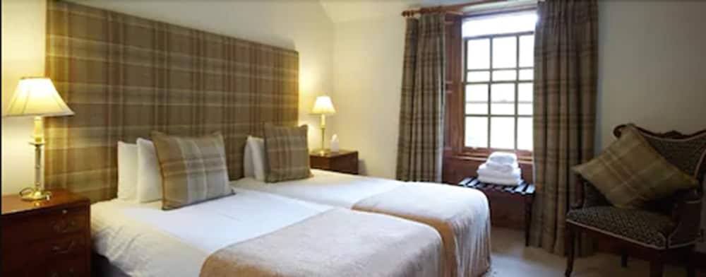 Tulloch Castle Hotel 27/67
