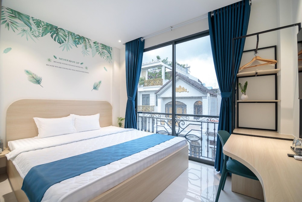 Bin Bin Hotel 16 - Near Bui Vien Walking Street 8/50