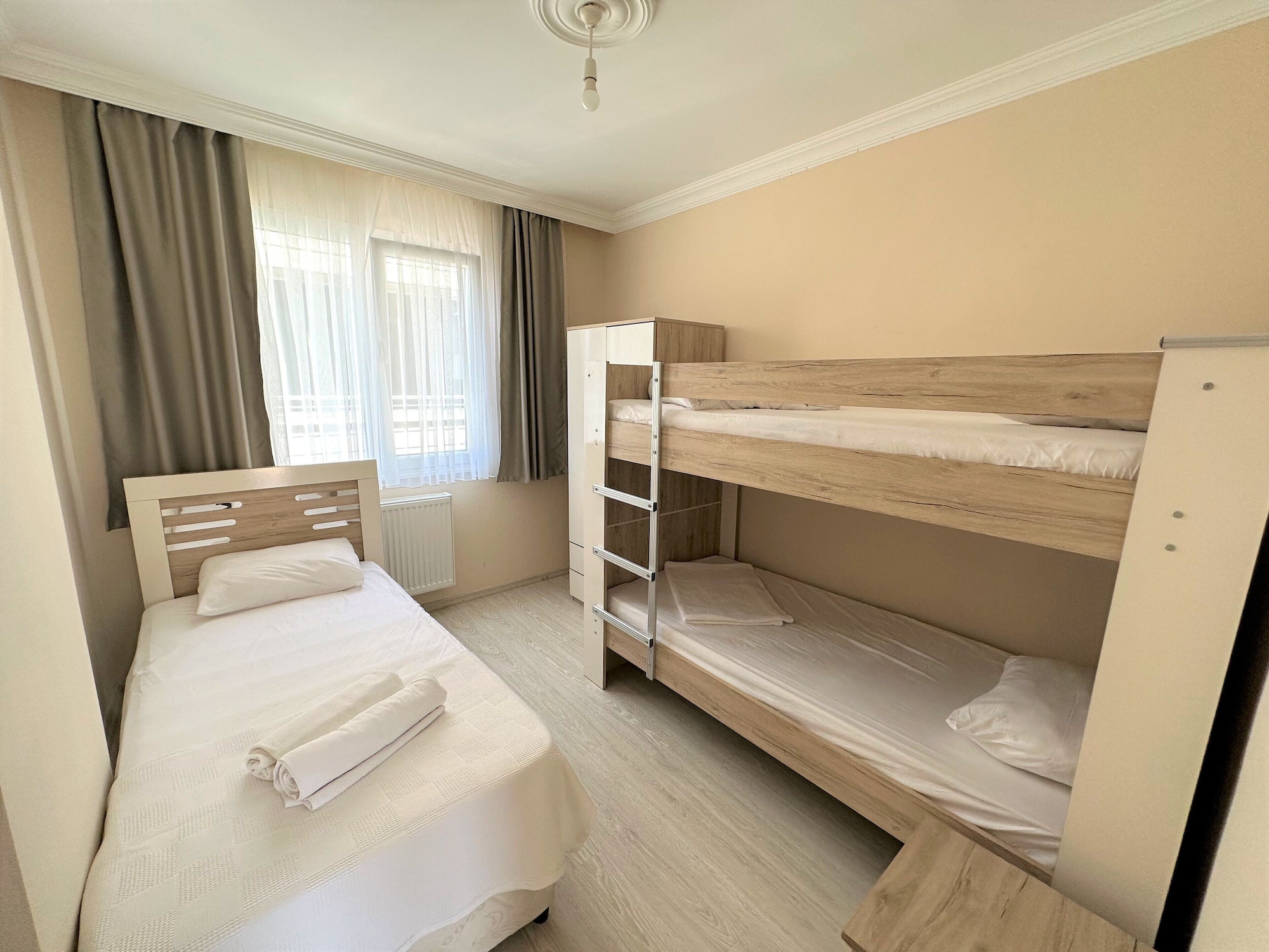 PREMIUM, APARTMENT, GARDEN VIEW