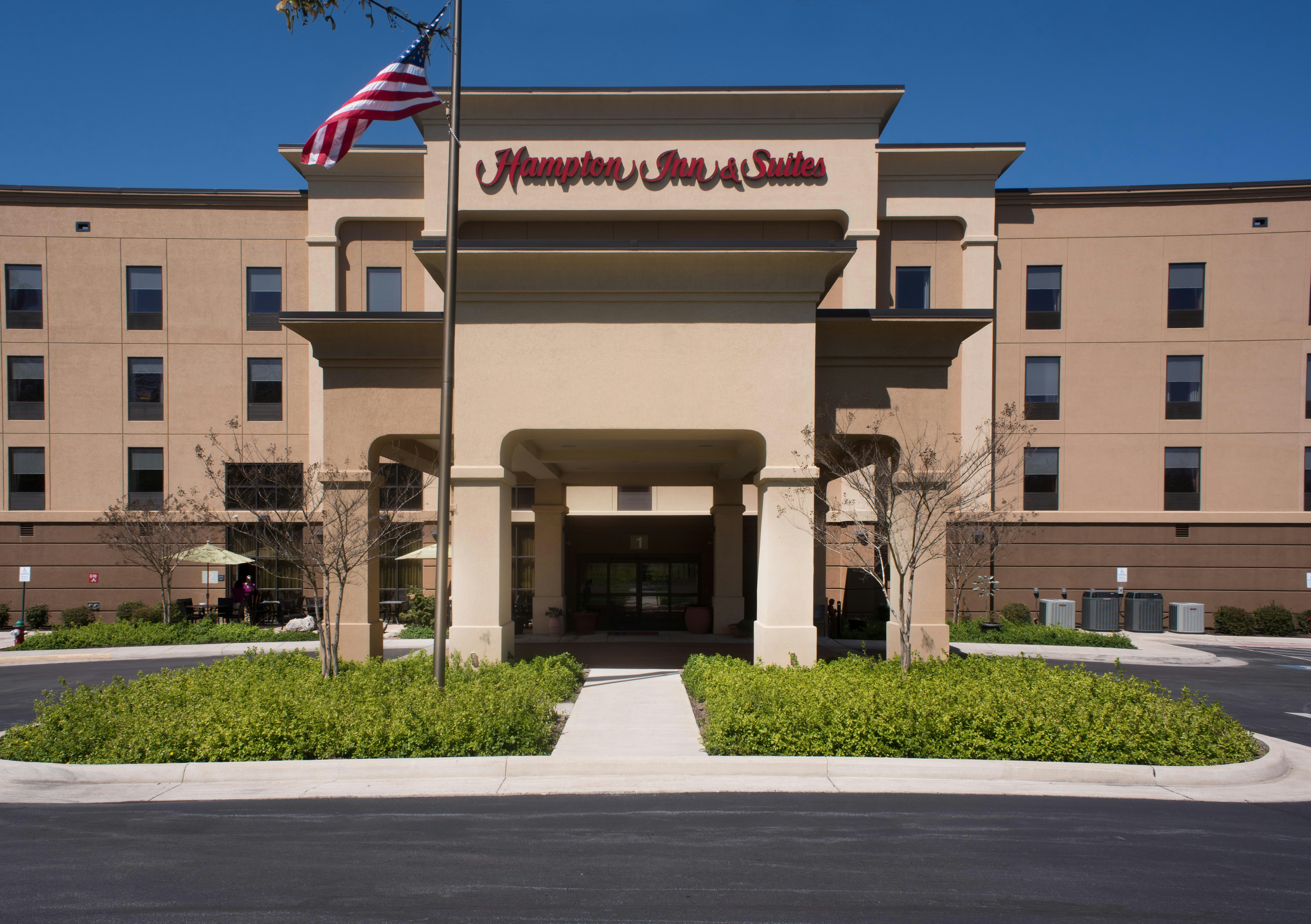 Hampton Inn And Suites Woodstock 5/74