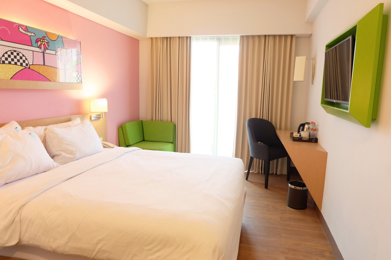 Taj Mahal, Suite