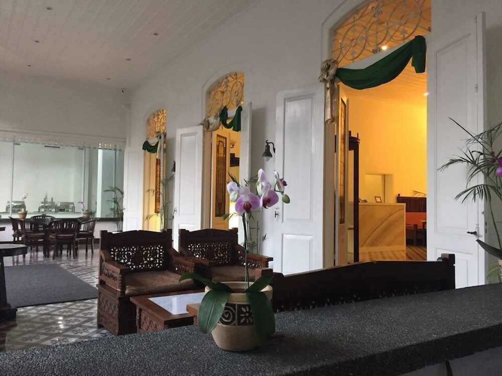 The Alimar Hotel 11/17