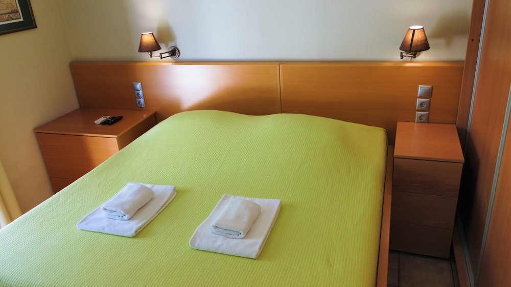 Villiana Holiday Apartments 15/50