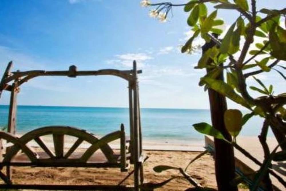 Supar Royal Beach Khanom 28/46