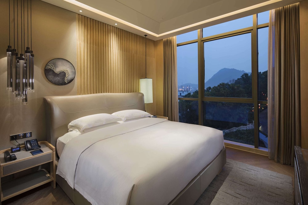 Hilton Shenzhen Shekou Nanhai 38/89