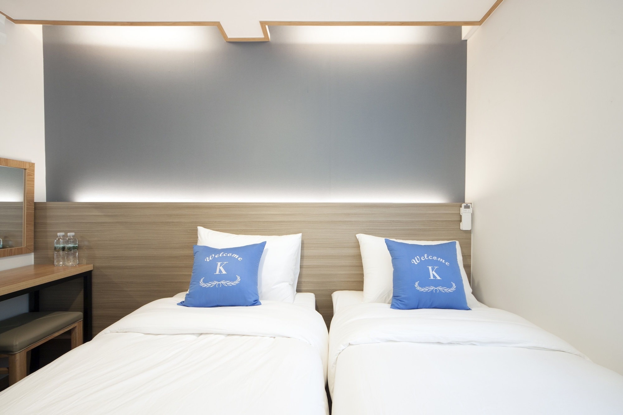 STANDARD, TWIN BEDS