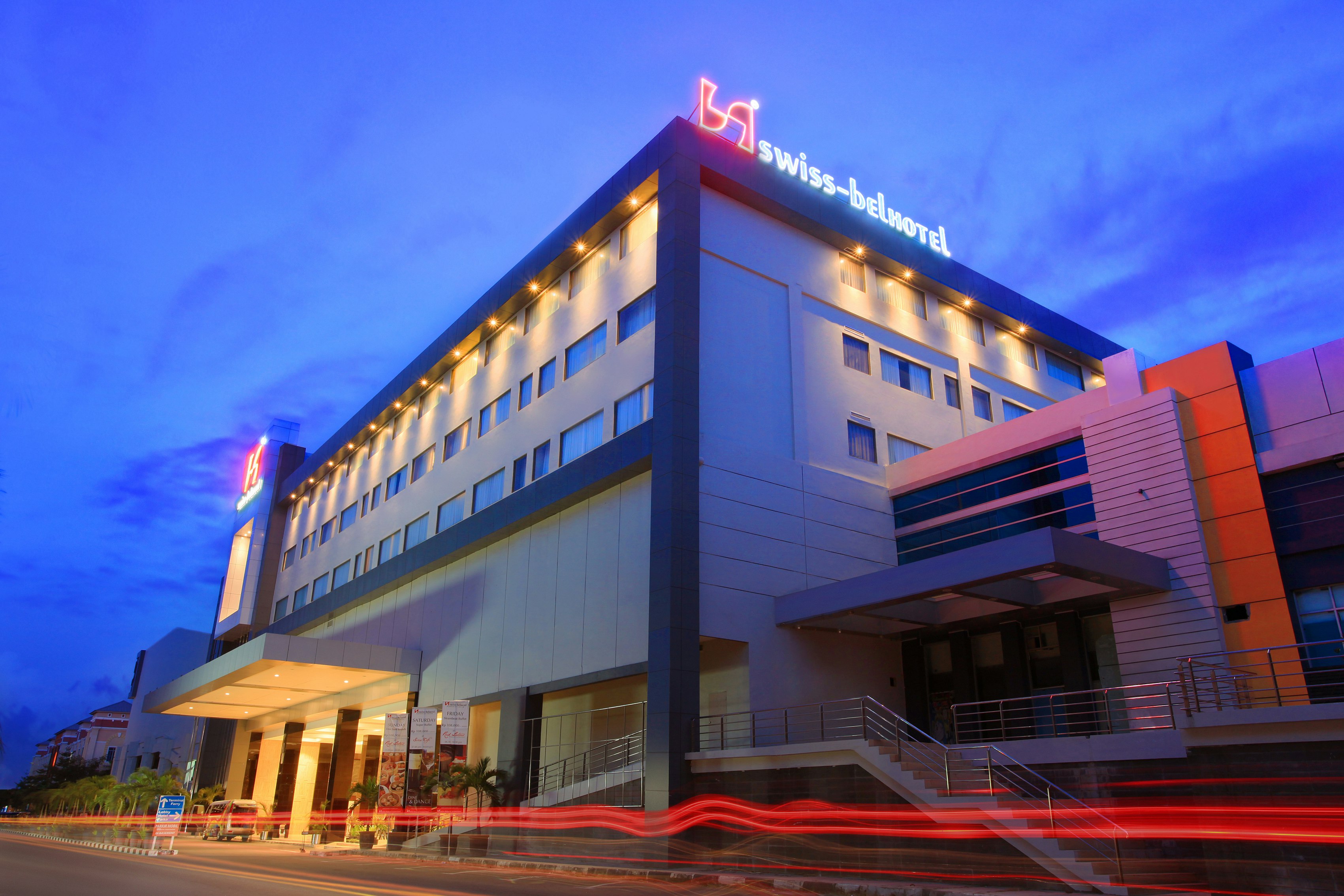 SWISS-BELHOTEL HARBOUR BAY